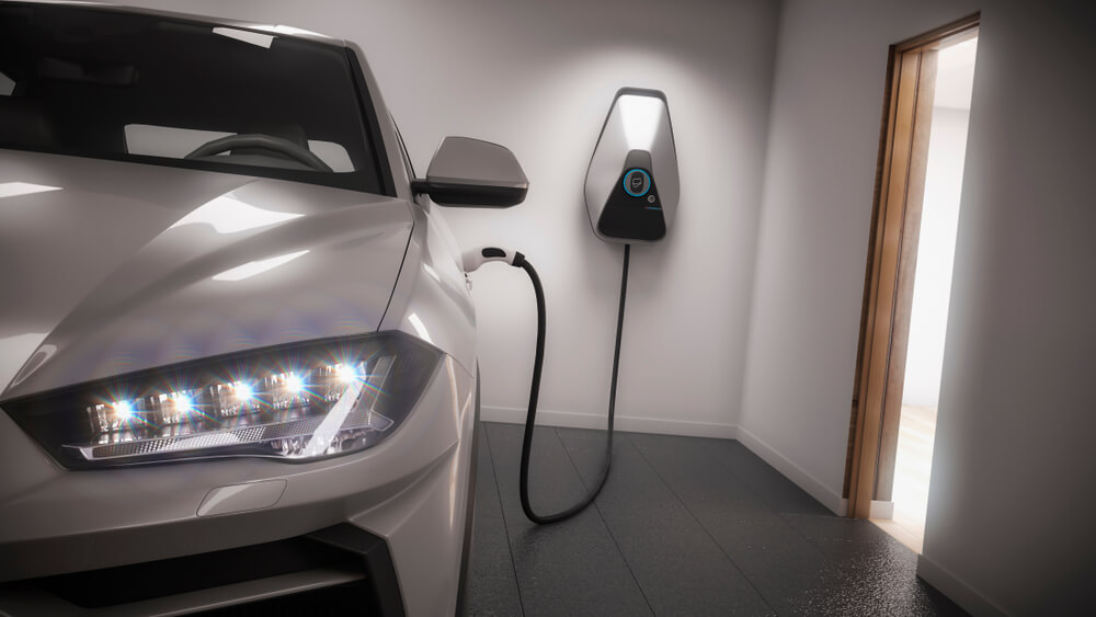 Pasang Charger Mobil Listrik Di Rumah Berapa Biayanya 